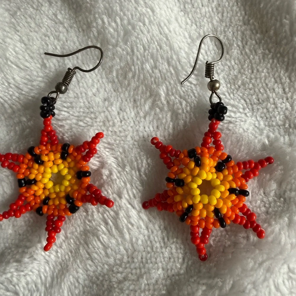 Handmade Beaded Sunburst Earrings - Picture 3 of 3